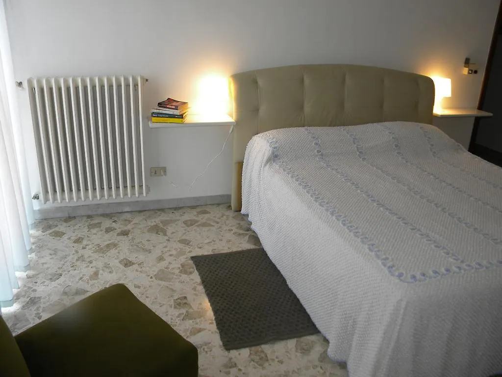 Barium Guest House Italia